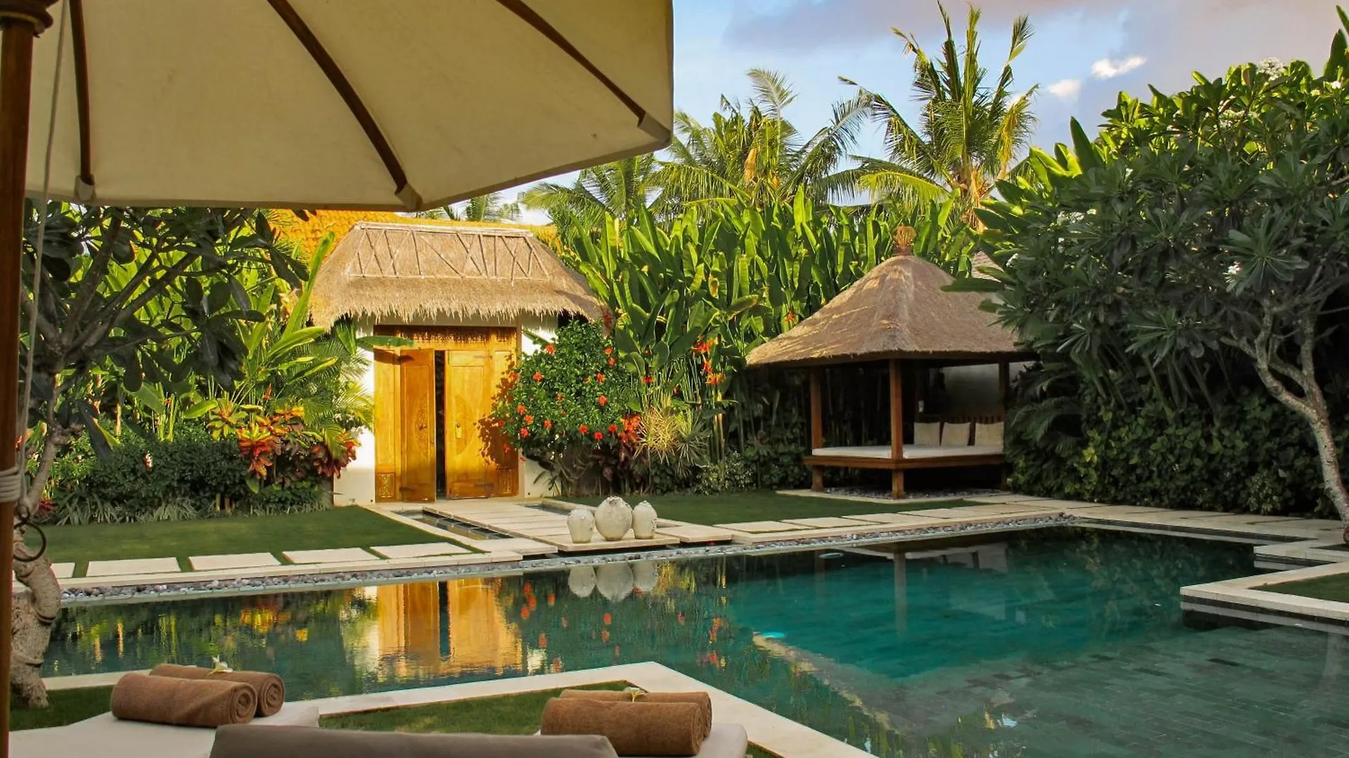 Nyaman Villas Seminyak 0*,  Indonesia