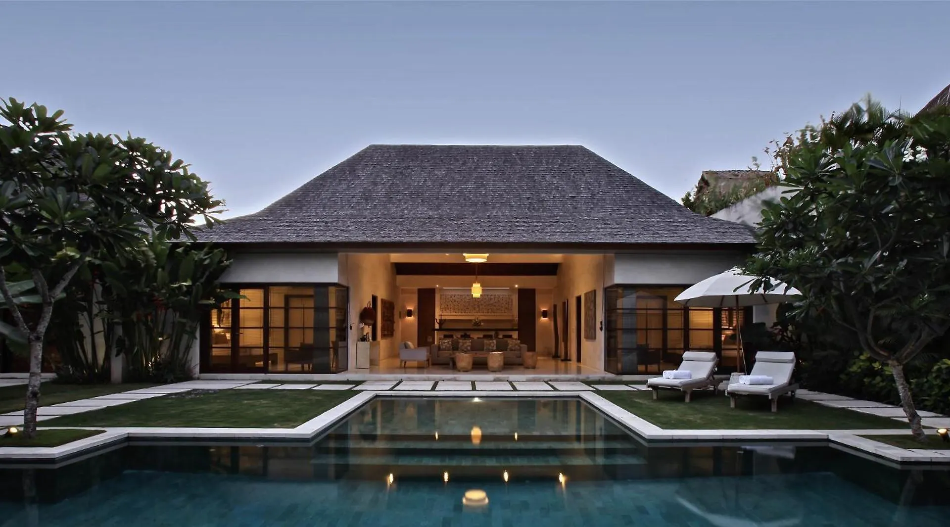 Nyaman Villas Seminyak 0*,
