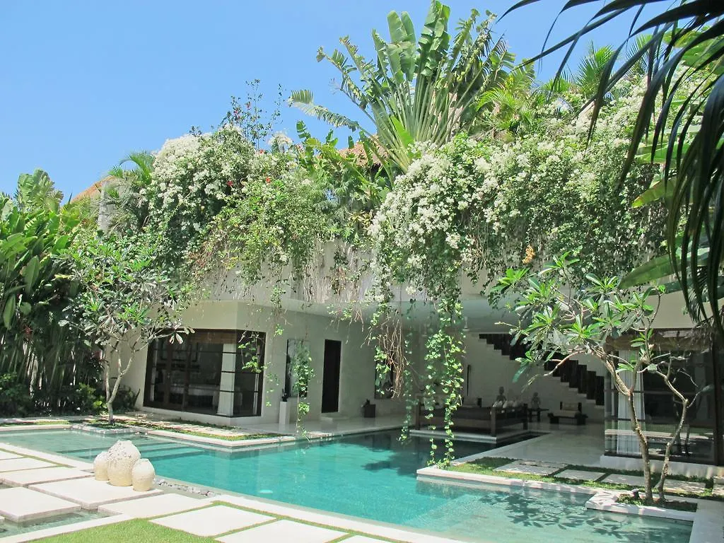 Nyaman Villas Seminyak